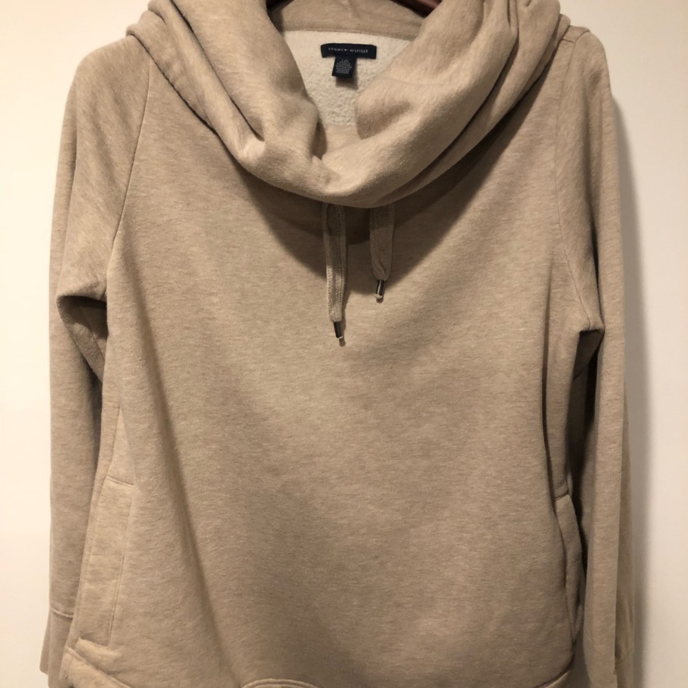 Tommy Hilfiger sweatshirt